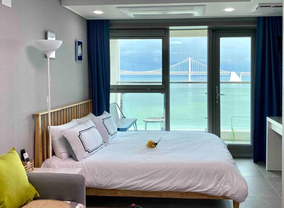 Gwangan-Ri Grand Terrace Ocean View Apartamento Busan Exterior foto