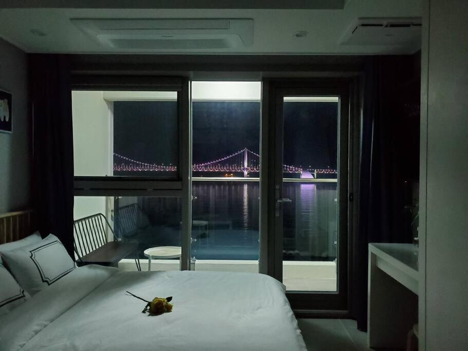 Gwangan-Ri Grand Terrace Ocean View Apartamento Busan Exterior foto